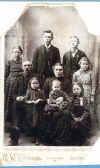 Richard Bransford Moore and family.JPG (46568 bytes)